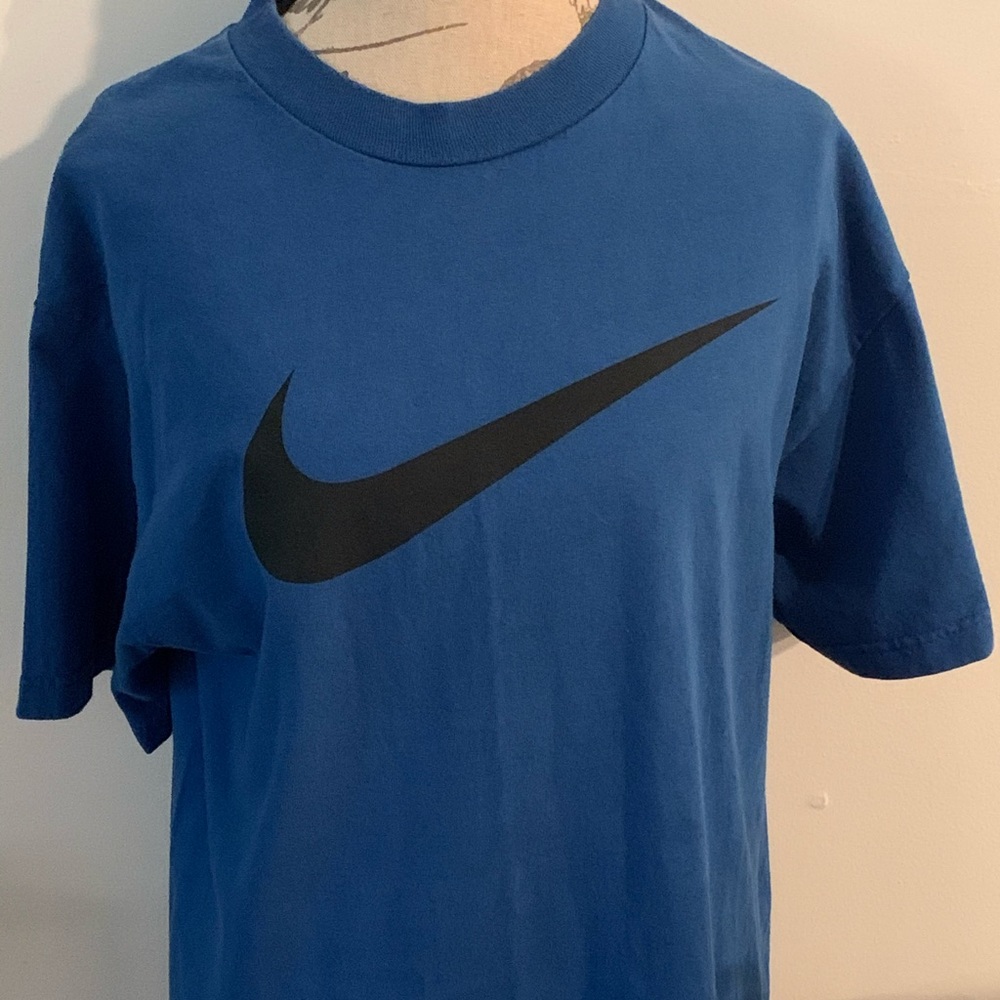 Nike tee